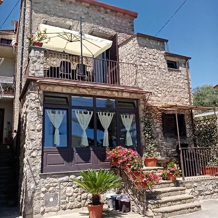 Holiday home Casa Giordana E Paolo *
